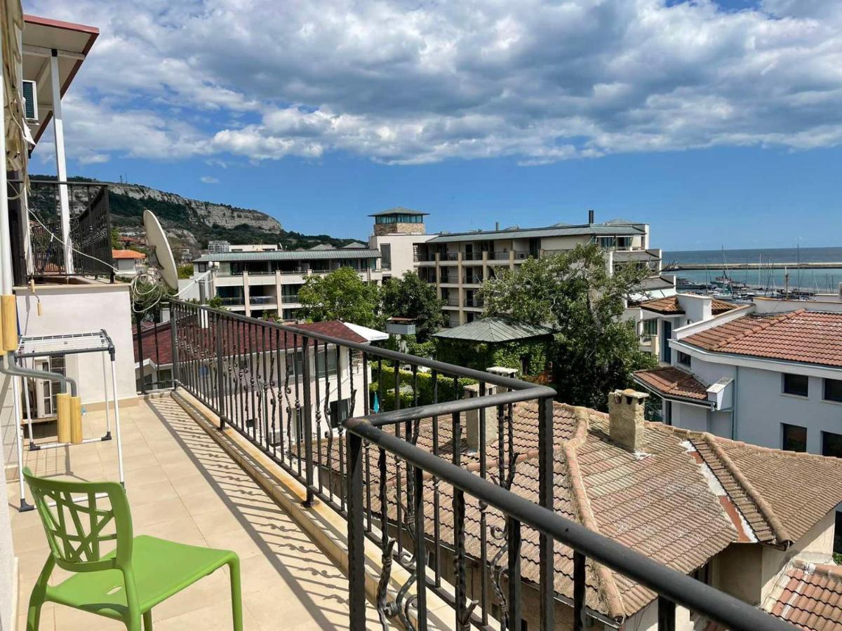 Sea View Apartment بالشيك المظهر الخارجي الصورة