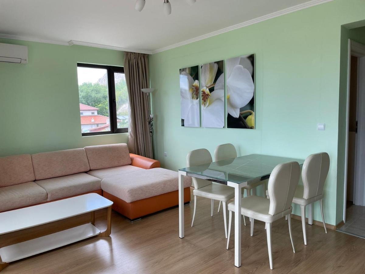 Sea View Apartment بالشيك المظهر الخارجي الصورة